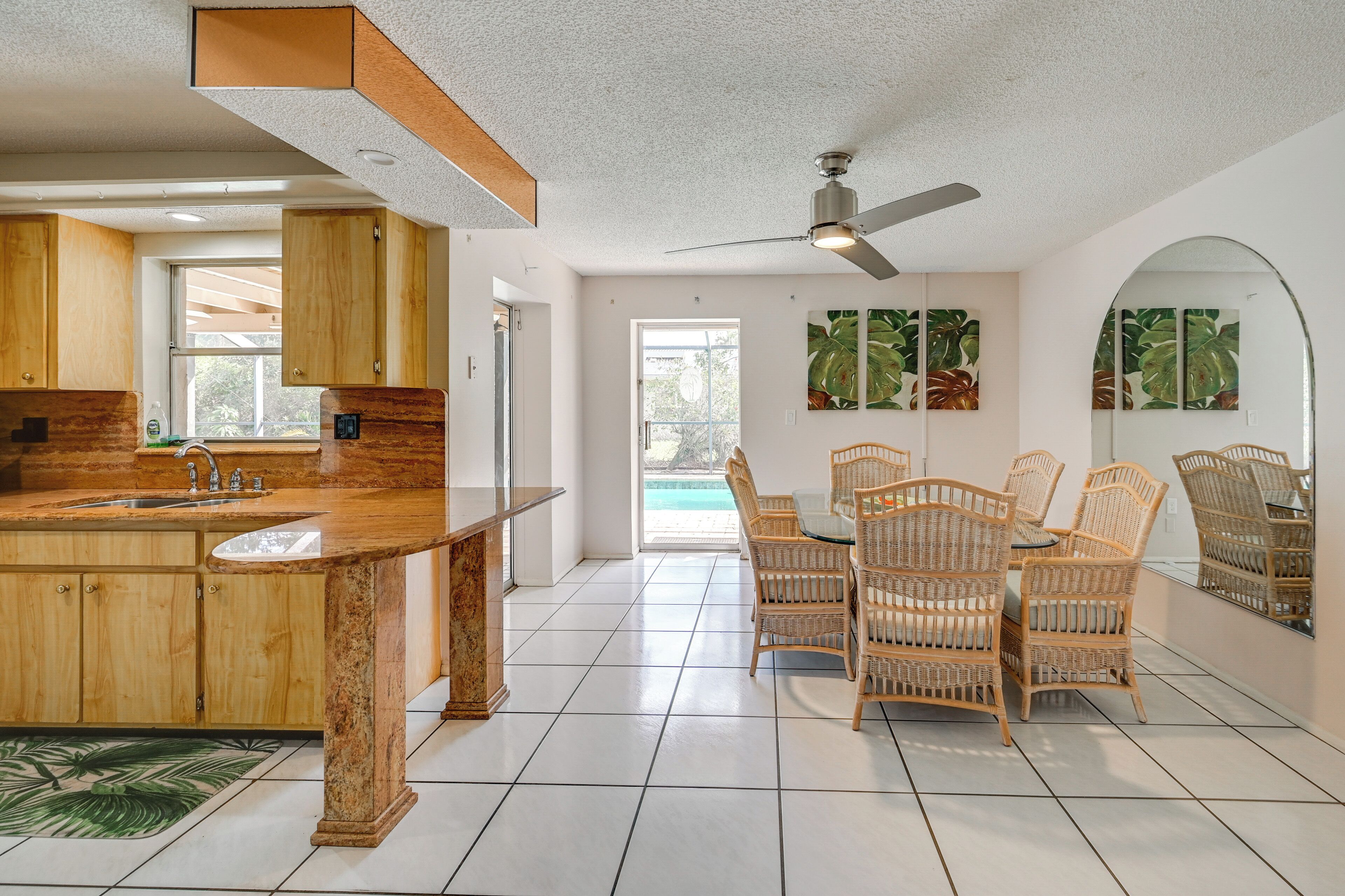 House (3 Bedrooms) | Interior