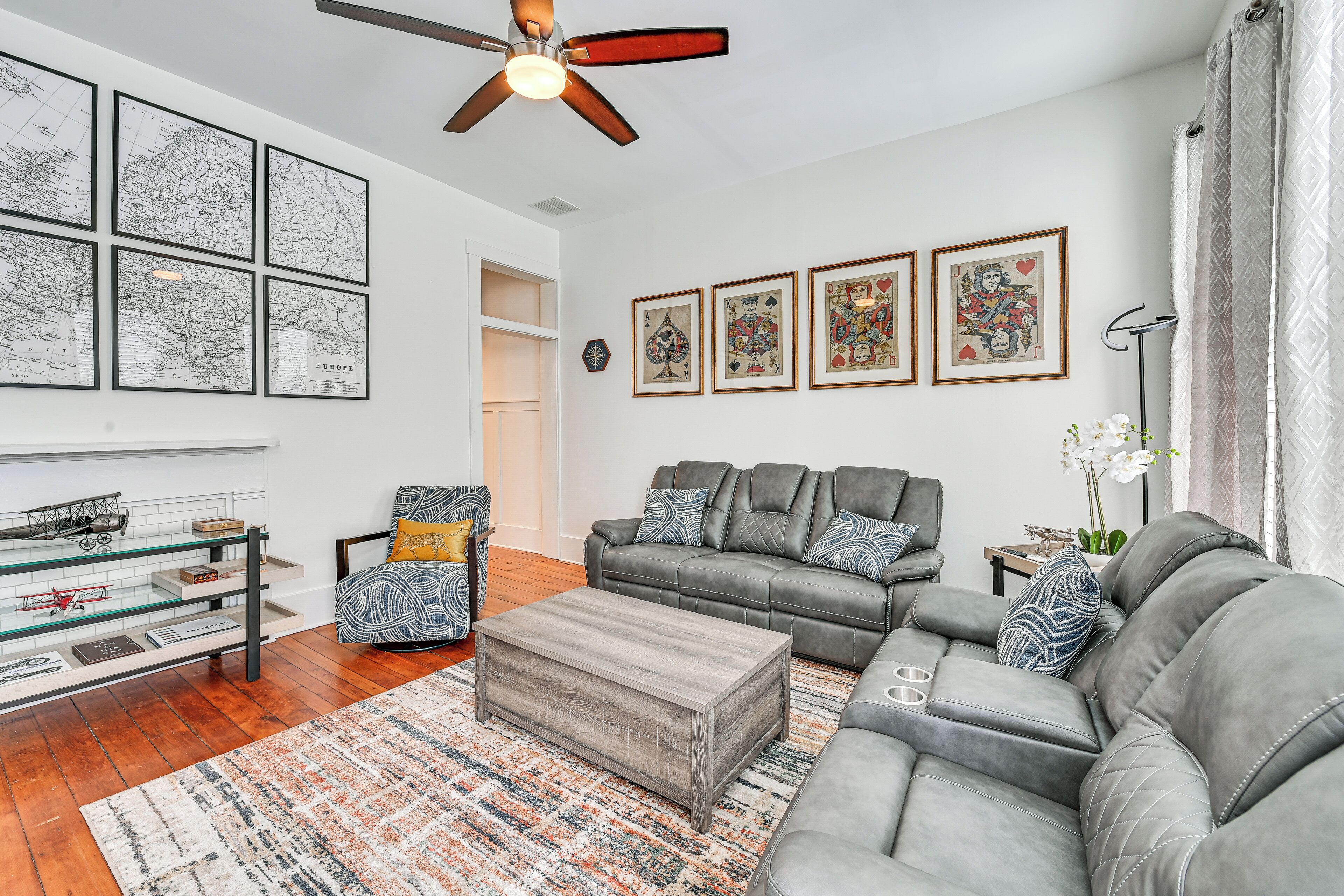 House (3 Bedrooms) | Interior
