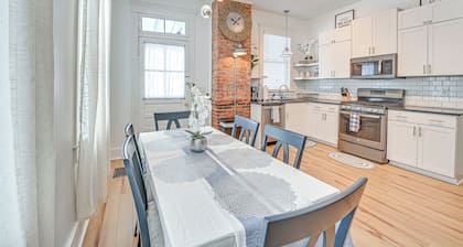 Family-friendly Louisville Gem: Prime Location!