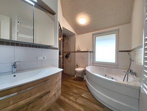House | Bathroom