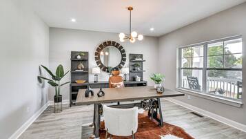 Rumah (5 Bedrooms) | Interior