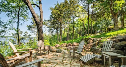 Green Lake Getaway w/ Dock: Boating + Swimming!
