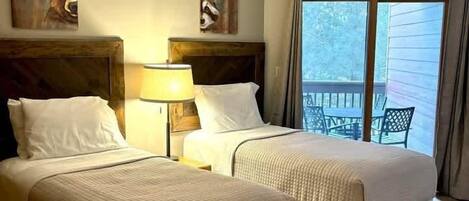 2 bedrooms, iron/ironing board, travel cot, WiFi