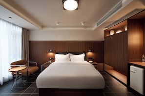 Deluxe Double Room | Free WiFi - The Nest 1219 (Huangshan)