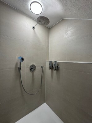 Handdoeken, toiletpapier