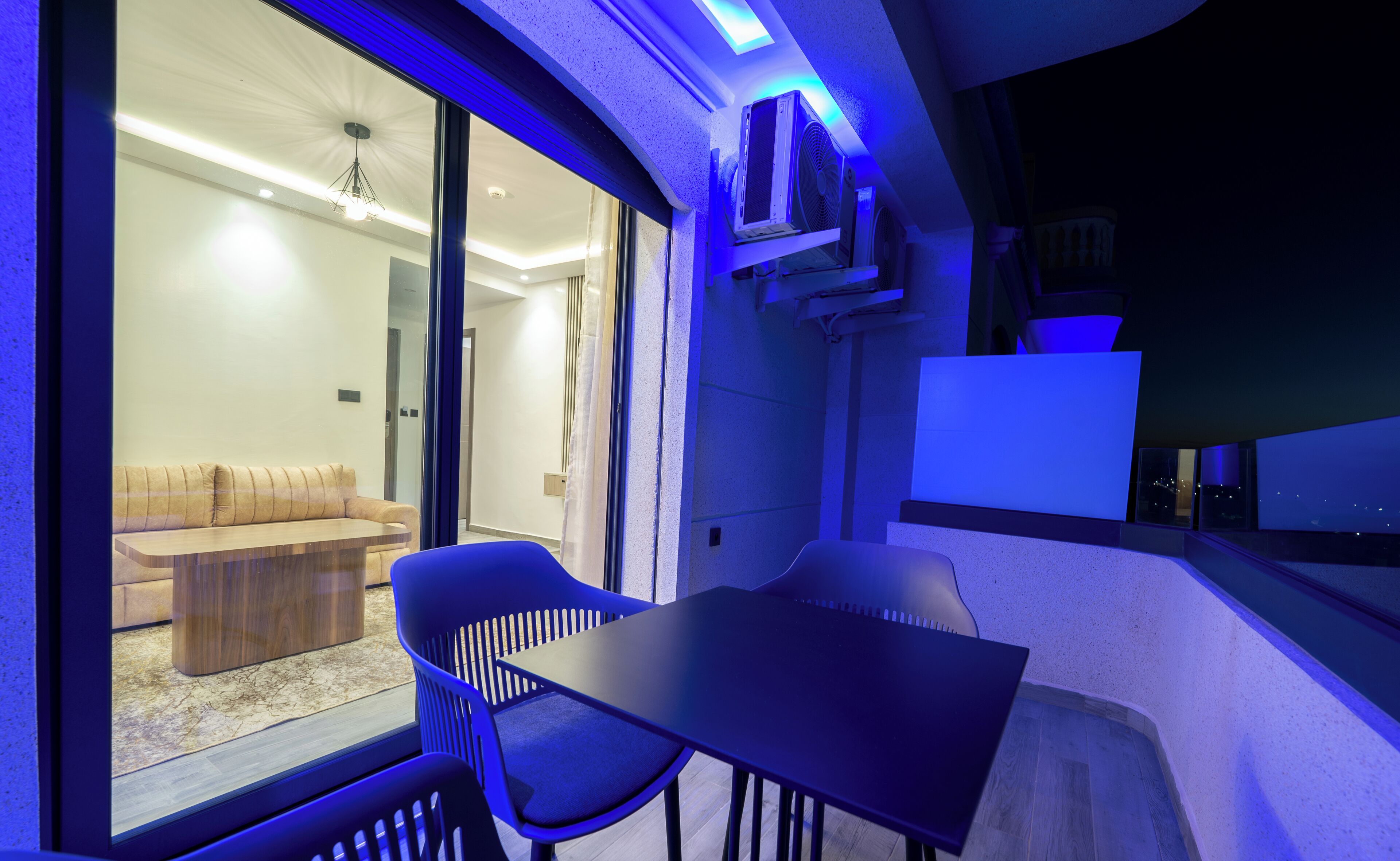 Suite Deluks, pemandangan gunung | Brankas, kedap suara, dan Wi-Fi gratis