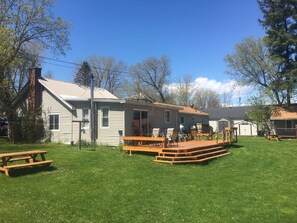 Outdoor dining - Lakeside Cottage #305 at Valcour Cottages (Plattsburgh)