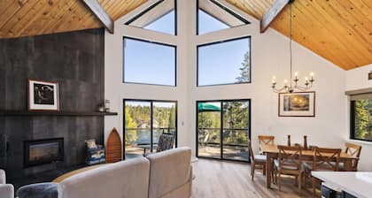 Golden Peak Cabin 3 Bedroom Home by Yosemite Region Resorts