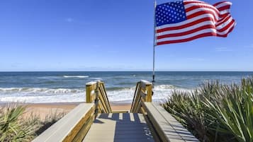 Apartemen, 2 kamar tidur | Pantai | Di pantai