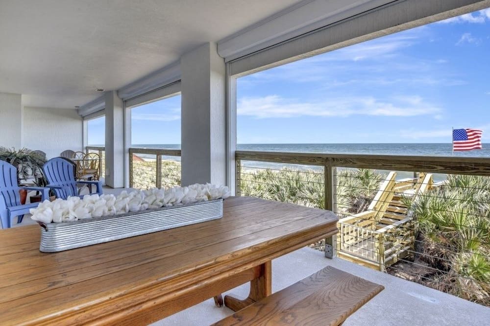 The White House On Flagler Beach - Unit 23 3 Bedroom Home