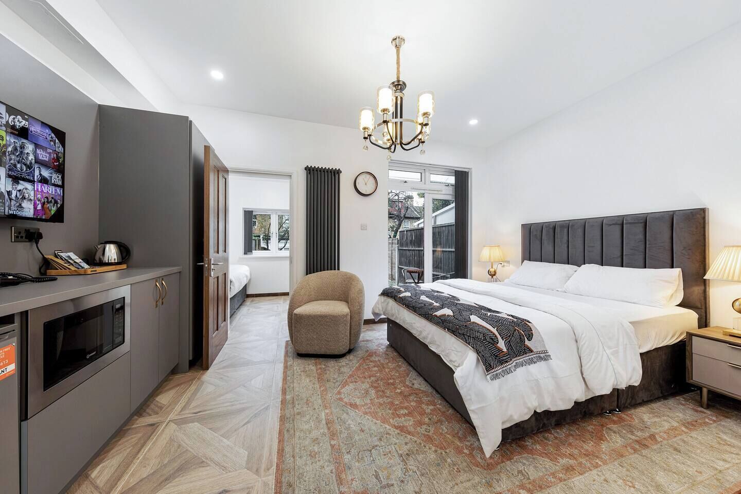 2 bedrooms, iron/ironing board, WiFi, bed sheets