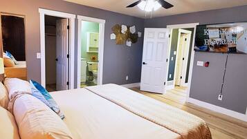 5 bedrooms, desk, iron/ironing board, free WiFi