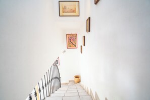 Family Villa, Multiple Bedrooms, 2 Bathrooms (Casa Machiavelli Near The Sea) | Interior