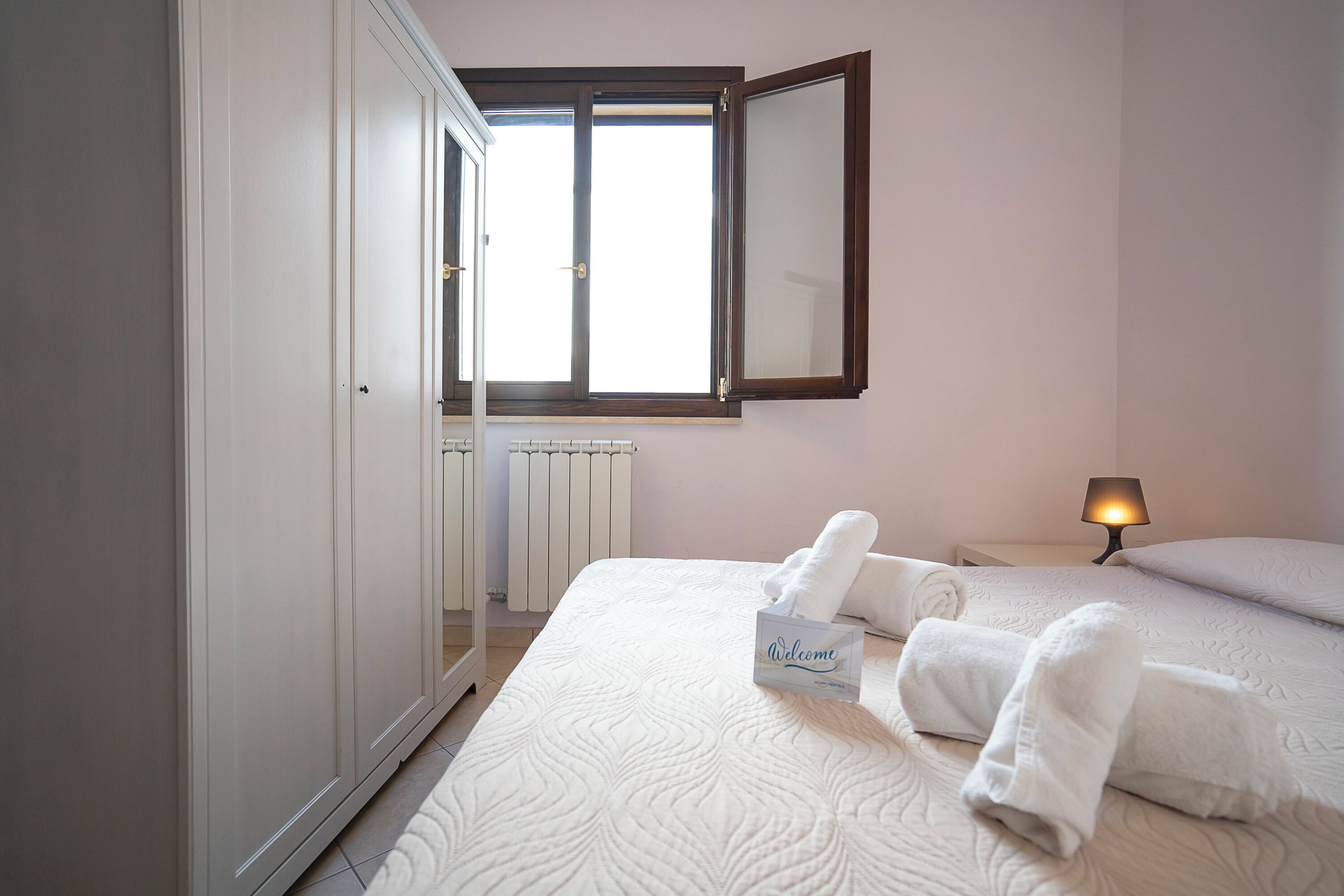 Family Villa, Multiple Bedrooms, 2 Bathrooms (Casa Pascoli Near Sandy Beach) | 1 bedroom, bed sheets