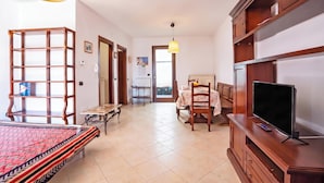 Family Villa, 1 Bedroom, 2 Bathrooms (Casa Pascoli with Veranda Dining near) | Interior - Casa Pascoli With Veranda Dining Near Sandy Beach (Porto Cesareo)