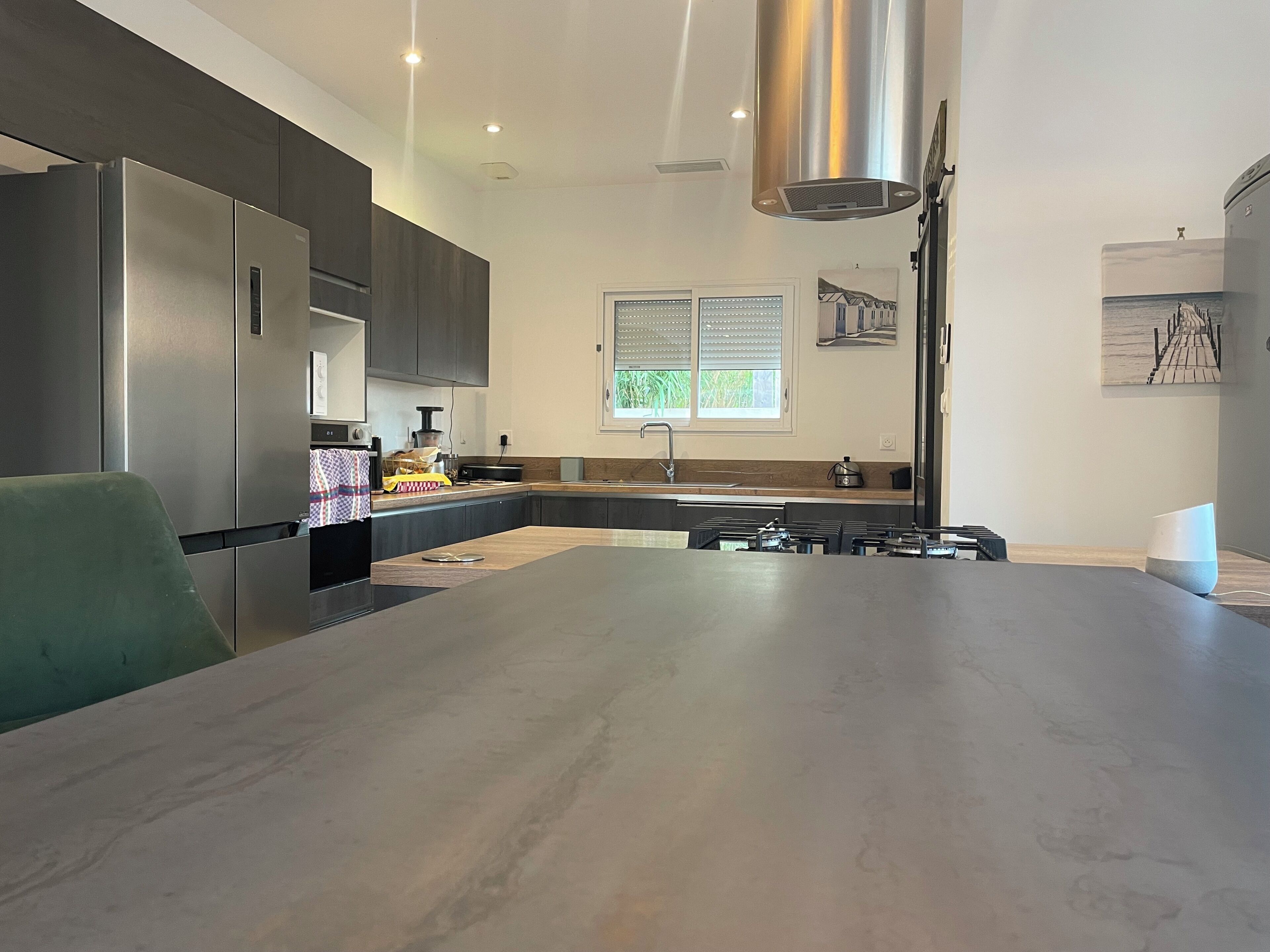 Micro-ondes, four, plaque de cuisson, lave-vaisselle