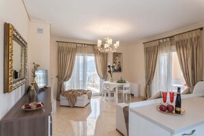 TV, fireplace, offices