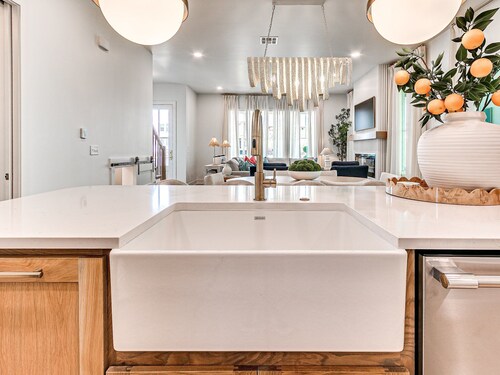 Carlton Landing-Shingle Ready to Mingle