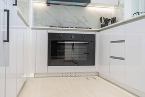 Fridge, microwave, stovetop, toaster - StayShort - Luxurious 2BR Apartment in JVC with Private Pool (JVC)