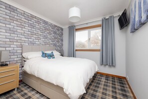 3 habitaciones, tabla de planchar con plancha y wifi gratis