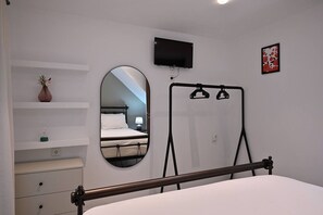 2 室のベッドルーム、アイロン / アイロン台、WiFi、ベッドシーツ