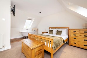 패밀리 아파트, 시내 전망 | 다리미/다리미판, 무료 WiFi, 침대 시트