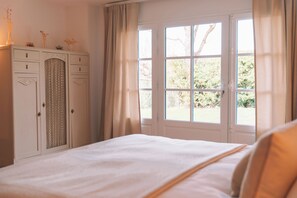 4 bedrooms, iron/ironing board, WiFi, bed sheets - Villa les Belles Saisons in Saint-Emilion (Saint-Émilion)