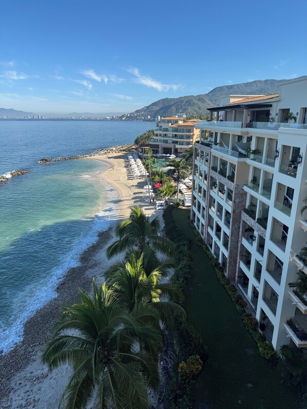 Sun-loungers, beach towels - 3-Bedroom Ocean View Penthouse at Garza Blanca 5-Star Resort April 30 to May 9 (Puerto Vallarta)