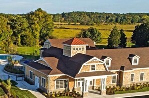 المنشأة من الخارج