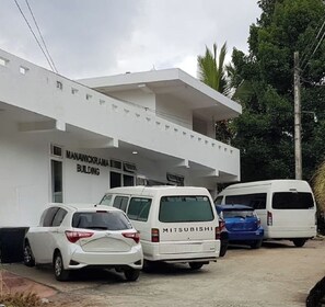 Phòng, 1 phòng ngủ, phù hợp cho người khuyết tật, hút thuốc | Bãi đậu xe | Bãi đậu xe tự phục vụ miễn phí