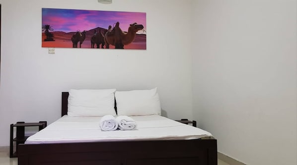 Room, 1 Bedroom, Accessible, Smoking | 1 bedroom