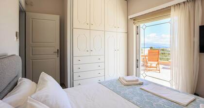 GrandVillle Cottage Escape, w/ Breathtaking Views