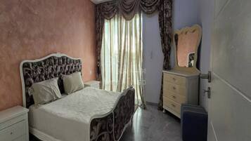 Apartment, 2 Bedrooms, Accessible, Smoking | 3 bedrooms