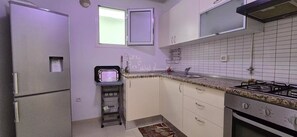 Apartamento, 2 quartos, acessível, para fumantes | Parte interna
