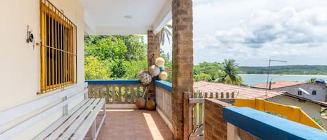 Villa | Terrace/patio