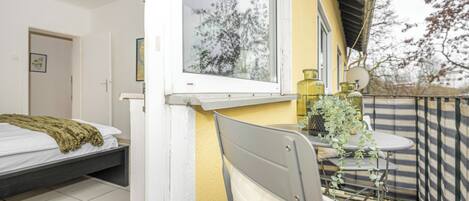 1 chambre, fer et planche à repasser, Wi-Fi, draps fournis