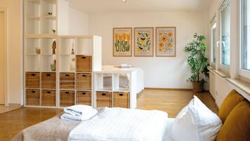 1 bedroom, iron/ironing board, WiFi, bed sheets