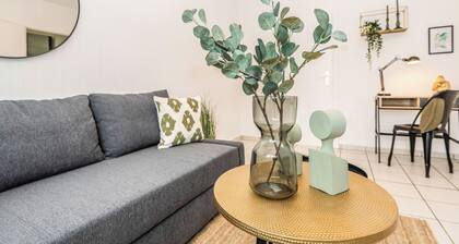 Cozy apartment+kitchen+Netflix