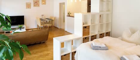 1 bedroom, iron/ironing board, WiFi, bed sheets