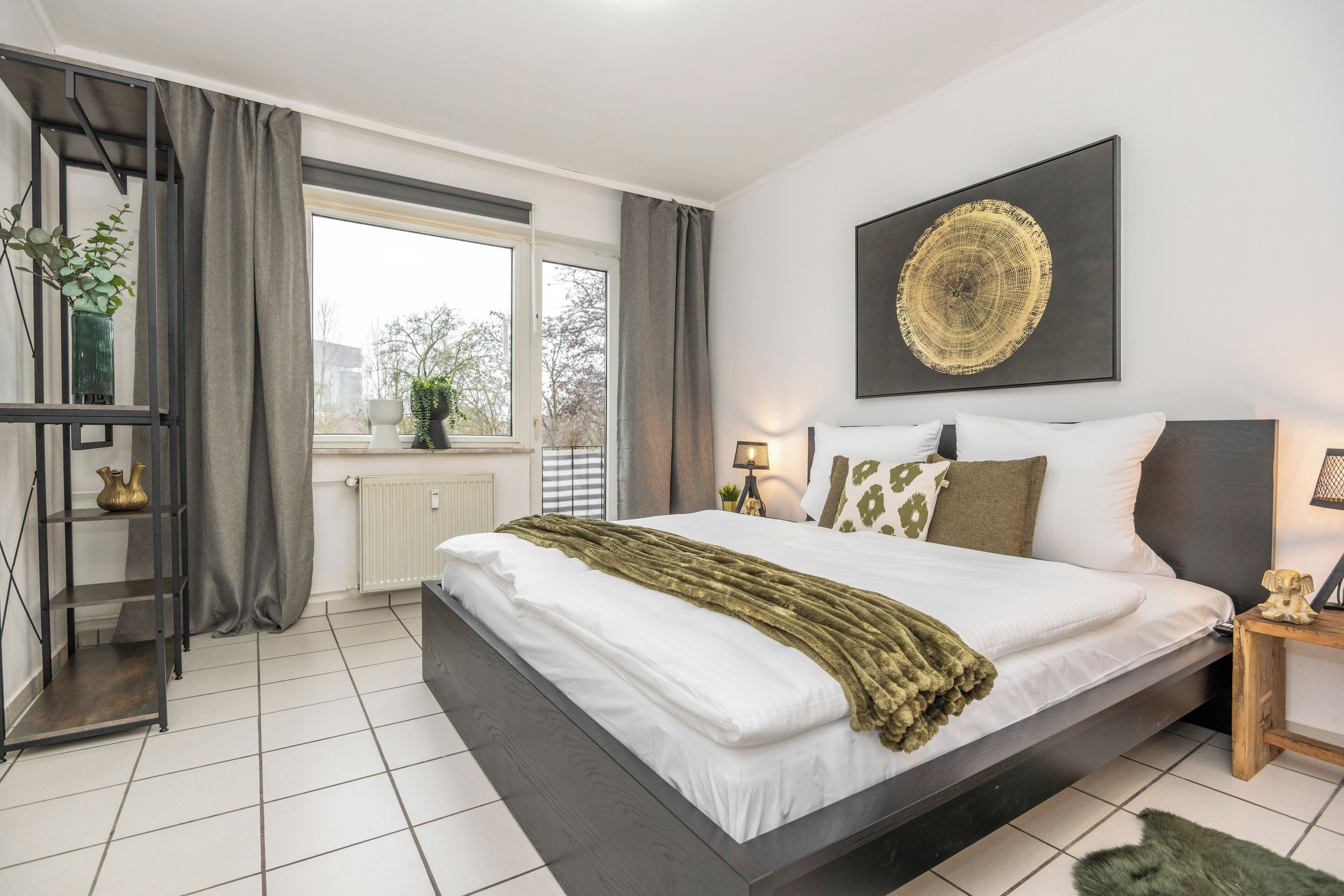 1 dormitori, planxa i posts de planxar, wifi i roba de llit 