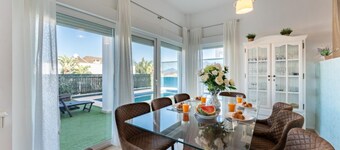 CT 297 AL    Faro's Villa Arena   San José