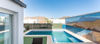 CT 297 AL    Faro's Villa Arena   San José