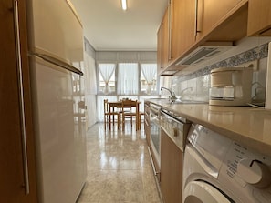 Fridge, microwave, oven, coffee/tea maker