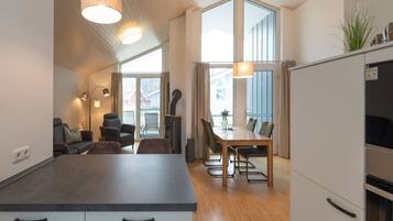 House | Private kitchen | Highchair