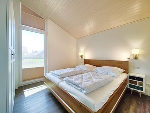 House | 2 bedrooms, individually furnished - Ferienhaus mit Sauna im Ferienpark Mirow (Mirow)