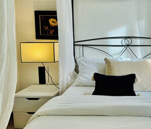2 bedrooms, iron/ironing board, WiFi, bed sheets