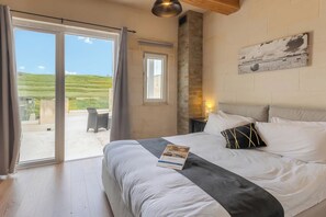 家庭别墅, 多间卧室 (Solaris Gozitan Villa With Pool) | 4 多间卧室、免费 WiFi、床单