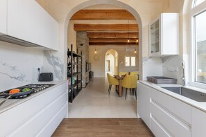 Familienvilla, Mehrere Schlafzimmer (Solaris Gozitan Villa With Pool) | Eigene Küche