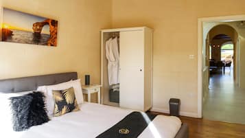 4 soverom, wi-fi (inkludert) og sengetøy