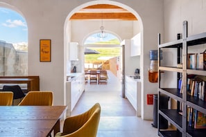 Familjevilla - 4 sovrum - eldstad (Solaris Gozitan Villa With Pool) | Interiör